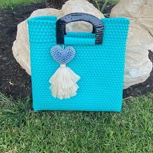 Blue Artisanal plastic woven handbag/beach bag